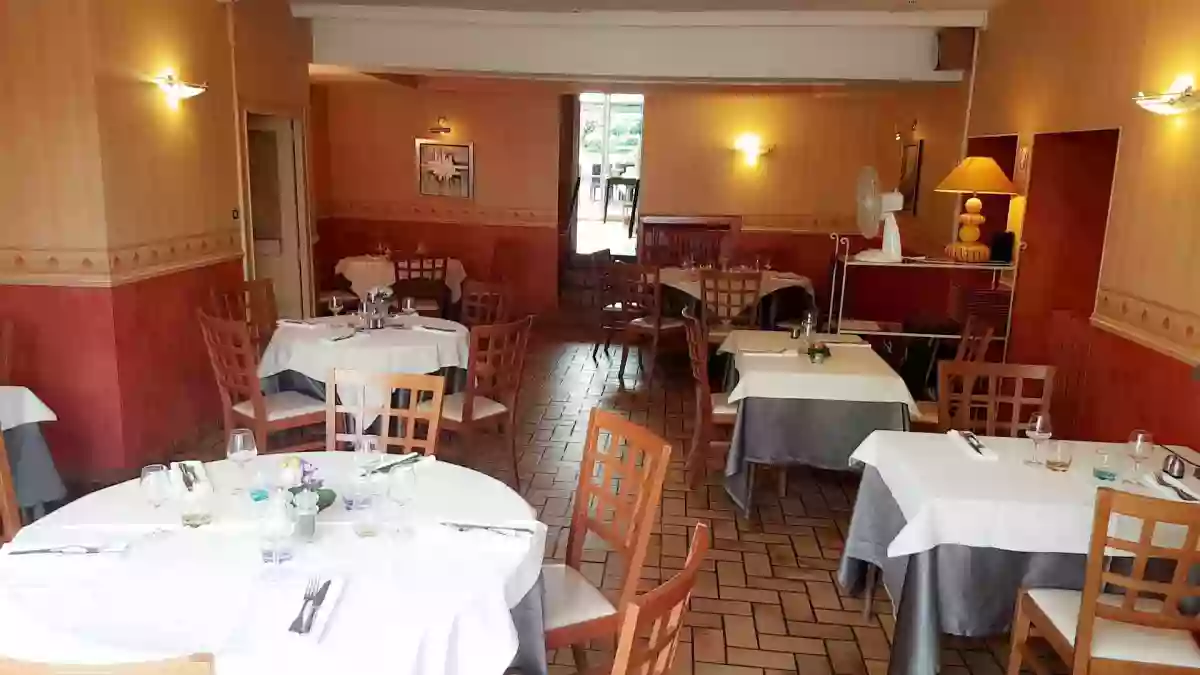 La Boule d'Or - Restaurant Bressuire - Restaurant terrasse